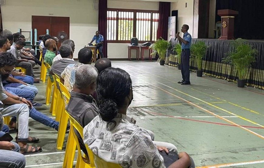 ޓެކްސީ ޑްރައިވަރުން ތަމްރީނުކުރުމުގެ ޕްރޮގްރާމެއް ހިންގައިފި