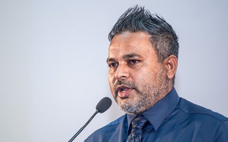 އަމާޒަކީ ދެ ހަފްތާ ތެރޭގައި މަސްވެރިން ކިރާ މަހަށް ފައިސާ ދިނުން: މިނިސްޓަރު ޝިޔާމް