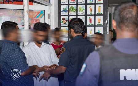 ހުޅުމާލޭގައި ޓޭކްއަވޭ ކޮފީޝޮޕްތައް ހިންގަމުންދިޔަ 8 ބިދޭސީއަކު އިމިގްރޭޝަންގެ ބެލުމުގެ ދަށަށް