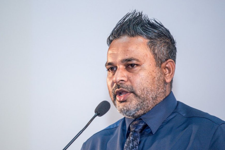 ކޯޓު އަމުރަށް ގޮންޖަހައި ހިތުހުރި ގޮތަކަށް އަމަލުކުރުމަކީ ޑިމޮކްރަސީއެއް ނޫން: މިނިސްޓަރު ޝިޔާމް