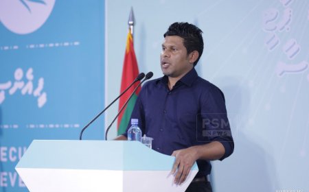 ސިޔާސީ ލީޑަރުން ޖީލެއް ހަލާކުކޮށްލައިފި