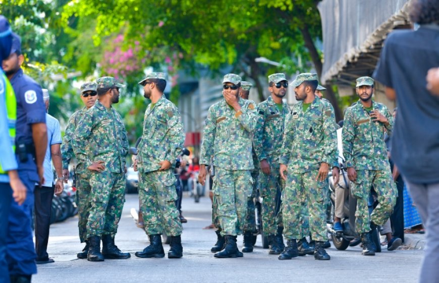 2013 ވަނަ އަހަރު ބޭ އިންސާފުން ސިފައިންގެ ވަޒީފާއިން ވަކިކުރި މީހަކަށް 1.8 މިލިއަން ރުފިޔާ ދޭން ހުކުމް ކޮށްފި