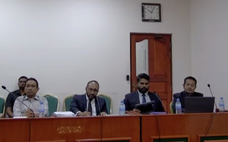 ފުށުއަރާ މައްސަލައެއް ސްޕްރީމް ކޯޓްގައި އޮތުމުން ޔާމީންގެ ޝަރީއަށް މެދުކަނޑާލައިފި