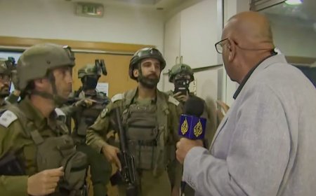 އިޒްރާއިލް ސިފައިންގެ ފައުޖުތައް ހުޅަނގު އައްސޭރީގައި ހުންނަ އަލް ޖަޒީރާގެ އޮފީހަށް ވަދެގެންފި