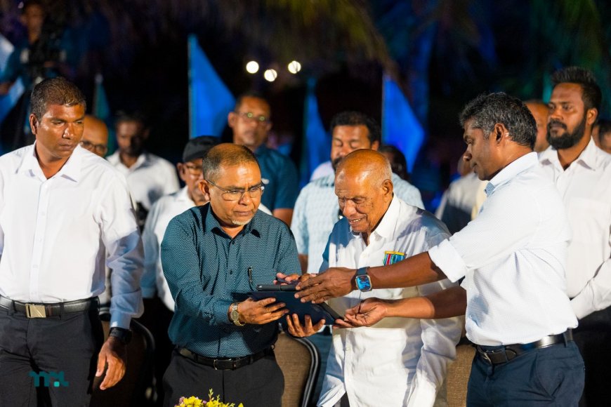 އިހަވަންދިއްޕޮޅު ގައި ހިންގާ އުތުރު ގޭޓްވޭގެ މައި އޮފީސް އުލިގަމުގައި ހުޅުވައިފި