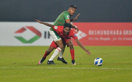 ޤައުމީ ފުޓްބޯޅަ ޓީމުން އަންނަ މަހު ބަނގްލަދޭޝްއާ އެކުވެރިކަމުގެ ދެ މެޗު ކުޅެނީ