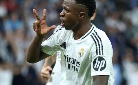 ޗެމްޕިއަންސް ލީގު:ވިނީގެ ހެޓްރިކާއެކު ފަހަތުން އަރާ ރެއާލްއަށް ބޮޑު މޮޅެއް, އާސެނަލް ސަލާމަތްވީ ކިރިޔާ