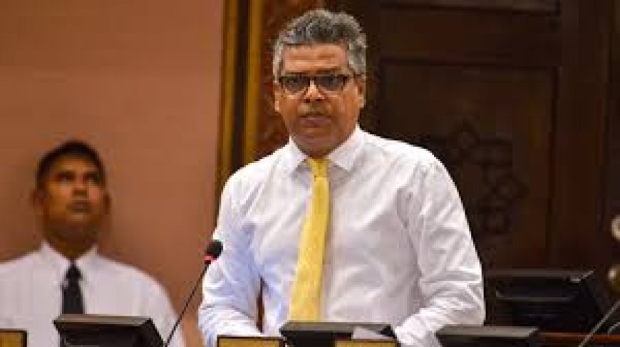 ލޯނު ނުދެއްކުމުން ހެވީލޯޑްގެ ތިން ރަށެއް ބޭނުންކުން ވިއްކާލަނީ