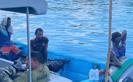 ފުވައްމުލަކު ކައިރިން ސޯމާލިޔާ ޑިންގީއެއް ފެނިއްޖެ