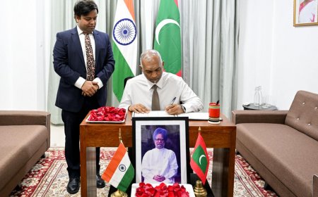 މަންމޯހަން ސިންގްގެ ތަޢުޒިޔާގެ ދަފުތަރުގައި ރައީސުލްޖުމްހޫރިއްޔާ ސޮއިކުރައްވައިފި