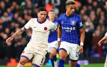 ޗެލްސީ ބަލިކޮށް އިޕްސްވިޗް ޓައުން އަށް ތާރީޚީ މޮޅެއް, 50 އަހަރަށްފަހު ފުރަތަމަ ފަހަރަށް ޔުނައިޓަޑް ރެލިގޭޓް ވުމާ ގާތަށް!