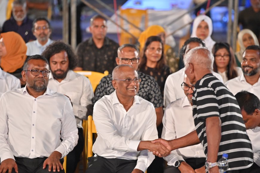 ބަދަލު ދިނުމުގެ މައްސަލައިގަ ކުރީގެ ރައީސް ޞާލިހުގެ މައްޗަށް ދައުވާކޮށްދޭން މަޖިލިހުގެ މާލިއްޔަތު ކޮމިޓީން އެދެނީ