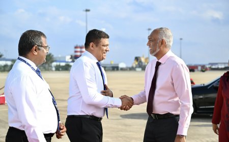 މޯލްޑިވިއަންގެ ފުރަތަމަ ވައިޑް ބޮޑީ އެއާކްރާފްޓް ގެނެސްފި, ދެވަނަ ބޯޓް އޮކްޓޯބަރުގައި