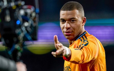 ރެއާލްގައި އެމްބާޕޭގެ ފުރަތަމަ ހެޓްރިކް!