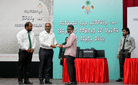 އިހަވަންދޫގައި ޕާސްޕޯރޓާއި އައިޑީކާޑް ދޫކުރުމުގެ ޚިދުމަތް ފަށައިފި