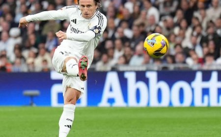 ރެއާލް މެޑްރިޑް މޮޅުވެ ބާސެލޯނާ އާ ޕޮއިންޓްގެ ގޮތުން އެއްވަރު