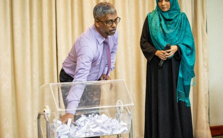 ދައުލަތުގެ ޚަރަދުގައި ޙައްޖަށް ފޮނުވާ 50 ފަގީރުން ހޮވައިފި