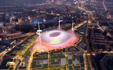 ޤަރުނެއް ފަހުން މެންޗެސްޓަރ ޔުނައިޓަޑުން އޯލްޑް ޓްރެފޯޑް ދޫކޮށް 100,000 މީހުންގެ ޖާގައިގެ ސްޓޭޑިއަމްއެއް އަޅަނީ