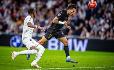 އަމިއްލަ ދަނޑުގައި ފަހުވަގުތު ވެލެންސިއާއިން ރެއާލްއަށް ސިހުމެއް!