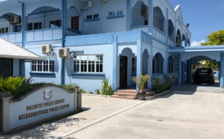 ފުލުހުންގެ ބެލުމުގެ ދަށުގައި ހުއްޓާ އަމިއްލައަށް މަރުވާން އުޅެނިކޮށް, ފަރުވާދޭން ފެށި މީހާ މަރުވެއްޖެ