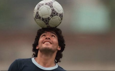 މަރަޑޯނާ އަށް ފަރުވާކުރި ކްލިނިކް ފުލުހުން ރެއިޑްކޮށް މެޑިކަލް ރެކޯޑުތައް ގެންގޮސްފި