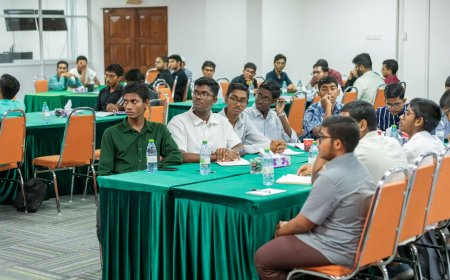 ކައުންސިލަރުންނަށް ޚުޠުބާ ކިޔުމުގެ ފުރުސަތު ދިނުމަށް އައު ޕްރޮގްރާމެއް ތަޢާރަފުކޮށްފި