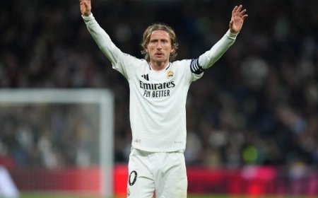 ރެއާލް މެޑްރިޑްގެ ލެޖެންޑް ލޫކާ މޮޑްރިޗް ކްލަބް ވޯލްޑްކަޕަށްފަހު ރެއާލް ދޫކޮށްލަނީ