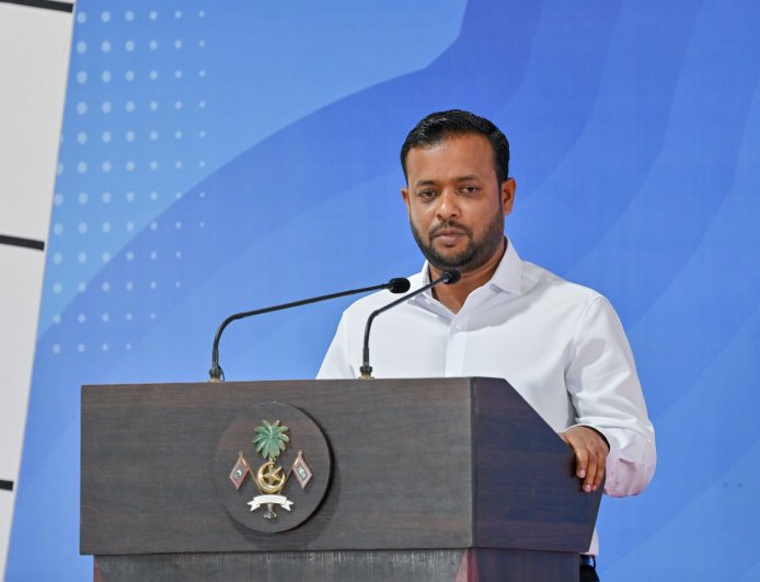 ރަސްމާލެ ހިއްކަން 500 މިލިއަން ޑޮލަރަށްވުރެ ބޮޑު ޚަރަދެއް ނުދާނެ: މިނިސްޓަރު މުއްޠަލިބް