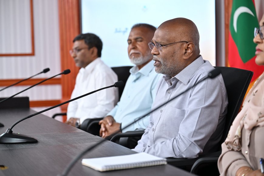 ޔުމްނު ވެއްޓުނު ހާދިސާގެ ތަހުގީގަށް ކޮމިޝަނުން ގުޅުންހުރި ތަންތަނަށް ޒިޔާރަތްކޮށް މައުލޫމާތު ސާފްކުރަން ފަށައިފި