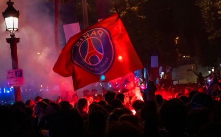 ޕީއެސްޖީގެ ކާމިޔާބީ ފާހަގަކުރަން ޕެރިހުގަ ބޭއްވި ހަރަކާތްތަކުގައި ދެމީހަކު މަރުވެ އެކަކު ކޯމާގައި