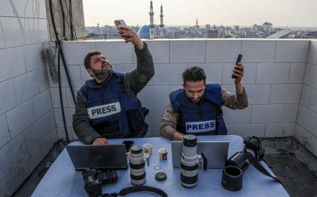 މުޅި ޣައްޒާއިން  އިންޓަނެޓް ކަނޑާލާ ދުނިޔެއާ ގުޅުން ކަނޑާލައިފި