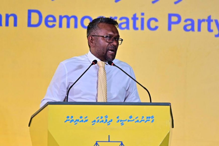 މަގުމަތިން ވެރިކަން ވައްޓާލާކަށް ނޫޅެން, އެއީ އެމްޑީޕީގެ އުސޫލެއް ނޫން- ފައްޔާޒު