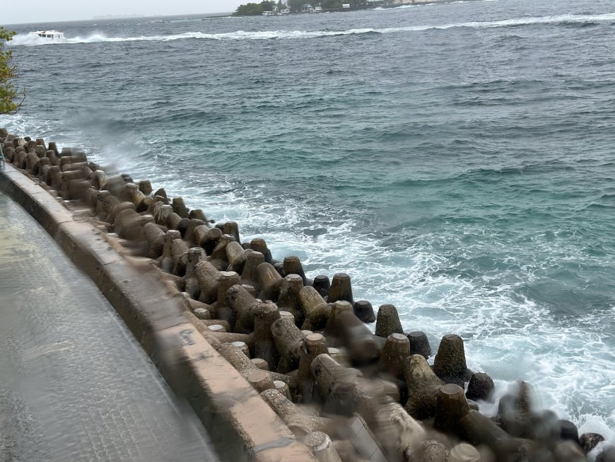 އުދަ އަރާނެކަމަށް ލަފާކޮށް ހުދު ސަމާލު!