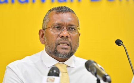 ރާއްޖޭގެ ދަރަނީގެ ހާލަތަށް ޒިންމާވާންޖެހޭނީ ކުރީގެ ރައީސް ޔާމީން: ފައްޔާޒު