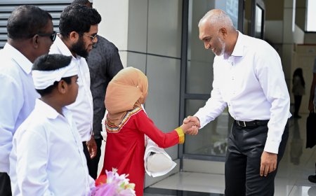 ރައީސް މުއިއްޒު ނޫނަށް ވަޑައިގެންފި