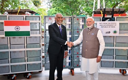 ދެ ޕޯޓަބަލް ހޮސްޕިޓަލް ކިއުބް އިންޑިއާއިން  ހަދިޔާކޮށްފި