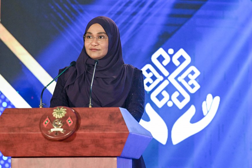 ޤައުމެއް ތަރައްޤީ ކުރުމުގައި އެ ޤައުމެއްގެ ޞިއްޙަތު ކިތަންމެހައިވެސް މުހިންމު: ރައީސުލްޖުމްހޫރިއްޔާގެ އަނބިކަނބަލުން
