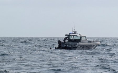 ސަޕްލައި  ދޯނި ބަންޑުން ޖަހާލައި ހިނގި ހާދިސާގައި އެކަކު ނިޔާވެއްޖެ: ފުލުހުން