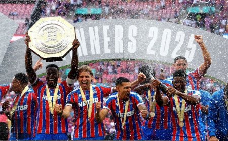 ޕެނަލްޓީން ލިވަޕޫލް ބަލިކޮށް ކްރިސްޓަލް ޕެލަސްއިން ކޮމިއުނިޓީ ޝީލްޑް ކާމިޔާބުކޮށްފި