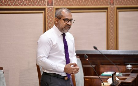 އިންޑިޔާ އައުޓް ޓީޝާރޓް ލައިގެން އަޅުގަނޑު ހުއްޓާ ނުފެންނާނެ- ފޮރިންގ މިނިސްޓަރ ޚަލީލް