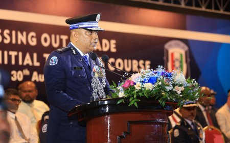 މުޖުތަމައުގެ ބަލަދުވެރިންނަކީ ފުލުހުން- ކޮމިޝަނަރ ނަވީން