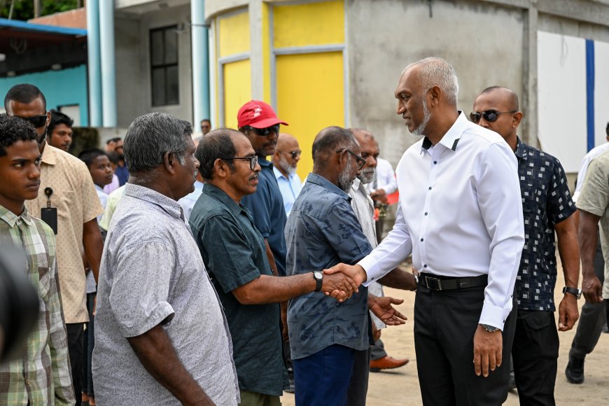 ރައީސް ބ.އަތޮޅަށް ފުރާވަޑައިގެންފި