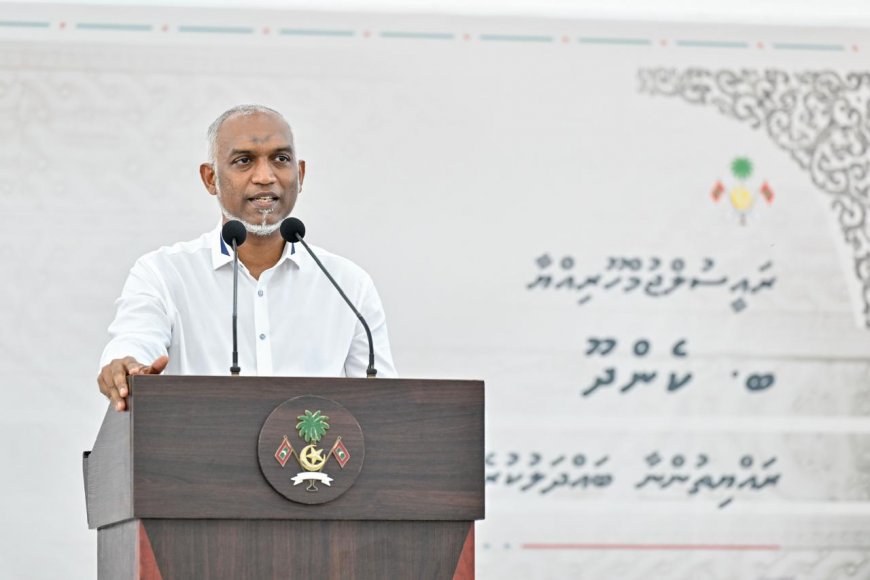 ލާމަރުކަޒީ ނިޒާމްގެ ތެރެއިން ކަންކަން ކުރަންވާނީ އިހުލާސްތެރިކޮށް, ޒިންމާދާރުކޮށް- ރައީސް