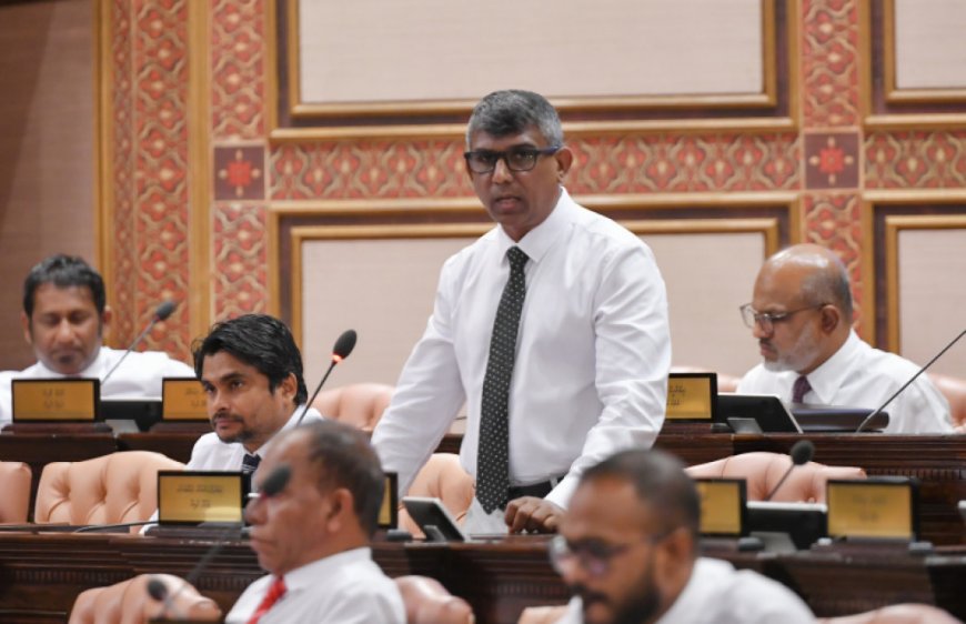 މީޑިޔާ ތަކުގެ ކަންބޮޑުވުން އޮތް ބިލް މަޖިލިހަށް ހުށަހަޅައިފި