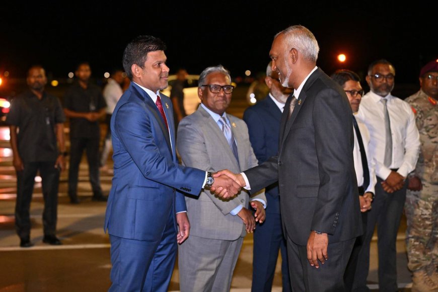 ޗައިނާ ރައީސްގެ ދައުވަތަކަށް ރައީސް މުއިއްޒު ޗައިނާއަށް