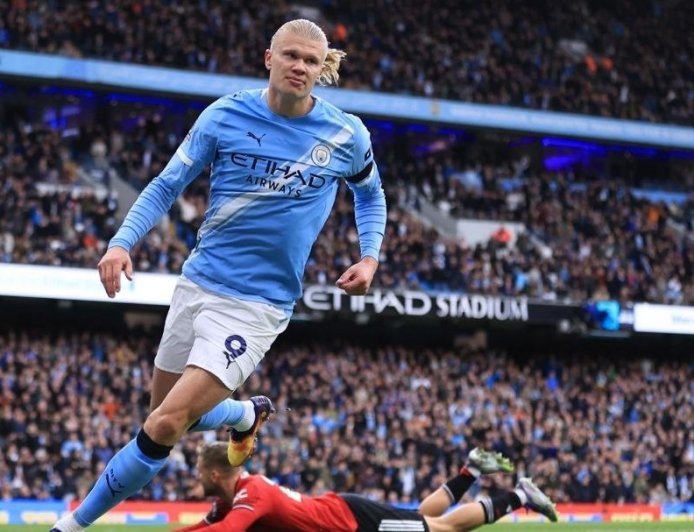 ހާލަންޑްގެ ދެ ގޯލާއެކު ސިޓީއަށް ހުވަފެނީ މޮޅެއް