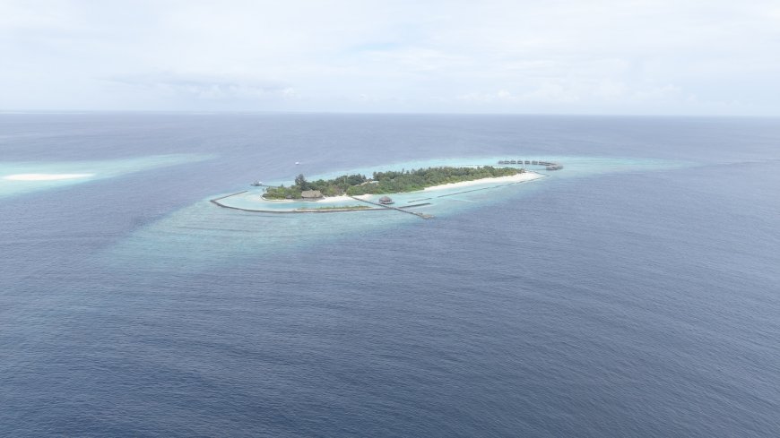 މިއަހަރުގެ އޮގަސްޓް މަހު ރާއްޖެ އައި ފަތުރުވެރިންގެ އަދަދު އިތުރު