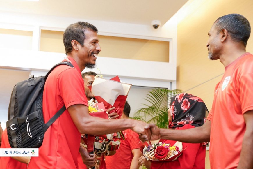 ލަންކާ އަތުން ހޯދި މޮޅާއި, ތަށި މުހިއްމުވަނީ ރާއްޖޭގެ ބޯޅަ ކުރިން އޮތް ހާލަތަށް ދާން- ޓޮމް