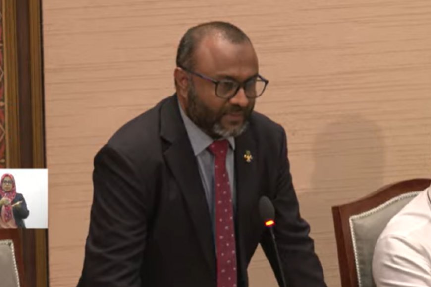 މަގުމަތީގެ އެކްސިޑެންޓްތައް ގިނައިން ހިނގާފައިވަނީ ދުއްވާމީހުން ޓްރެފިކްގެ ޤަވާއިދާ ހިލާފްވުމުން: ފުލުހުން