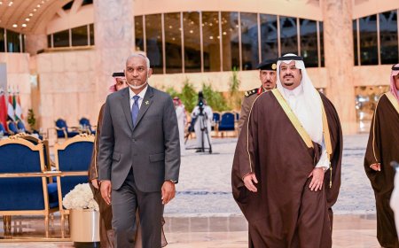 އިސްލާމީ ޤައުމުތަކުގެ އިސްވެރިންނަަށް ރައީސް ތަހުނިޔާ އަރިސްކުރައްވައި